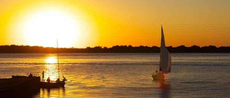 porto alegre tem praia? lago guaiba