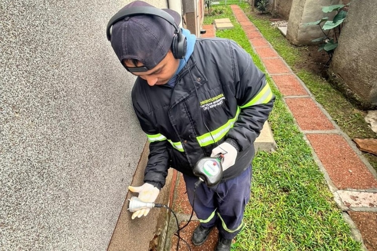 Descubra as vantagens de contratar um serviço de caça-vazamentos em cidades como Porto Alegre e Canoas. Economize água e dinheiro, preserve o seu imóvel e o meio ambiente.