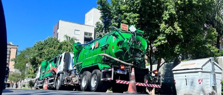 Precisando de desentupidora ou limpa fossa em Porto Alegre? Descubra por que a Advento é a melhor opção no RS.