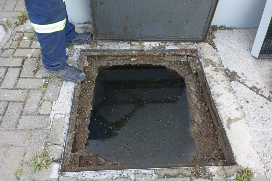 Descubra as vantagens da limpa fossa em Porto Alegre com preço fechado ou por volume e escolha a melhor opção para seu orçamento.