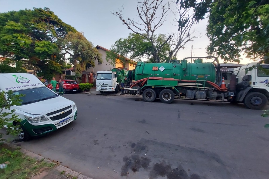 Manutenção de esgoto e caixas d’água no fim de ano: saiba por que a prevenção evita gastos, contaminações e garante segurança em condomínios.